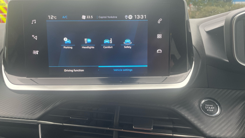 Peugeot 208 1.2 PureTech 100 Allure Premium 5dr Petrol Hatchback